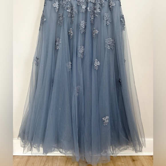 La Femme 29380 Tulle A Line Gown in Slate Embroidered Floral Lace Flowers Prom - Picture 6 of 11
